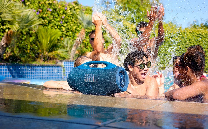 JBL Boombox 4: 210W Power, Dual Bass Boost and 34 Hours of Fun